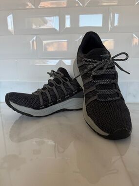 Merrell Women's Black Knit Athletic Sneakers with Gray Accents